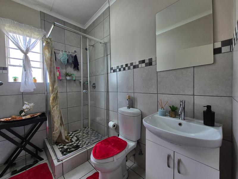 3 Bedroom Property for Sale in Ngwenya River Estate North West